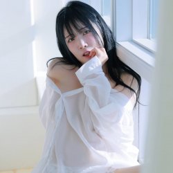 Rinaモモリナ, Photobook ‘Cream Milk’